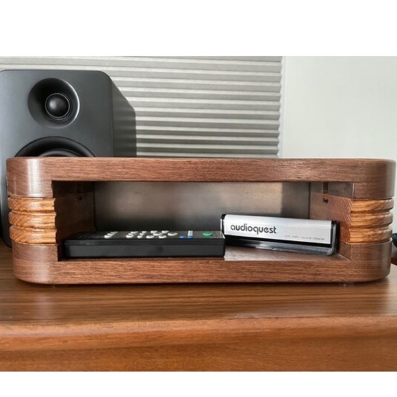 🎉HP🎉 Record stand- amazing gift!!! - Picture 8 of 14